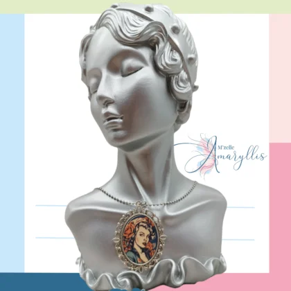 Collier vintage L Alliage tatoué