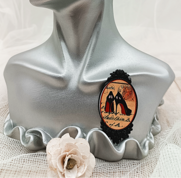 Broche Loubella – Image 2