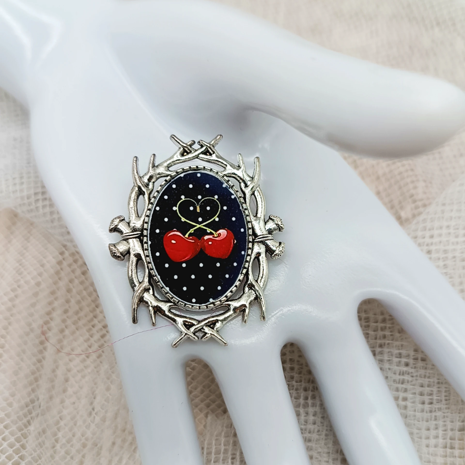 Broche Cherry Love – Image 2