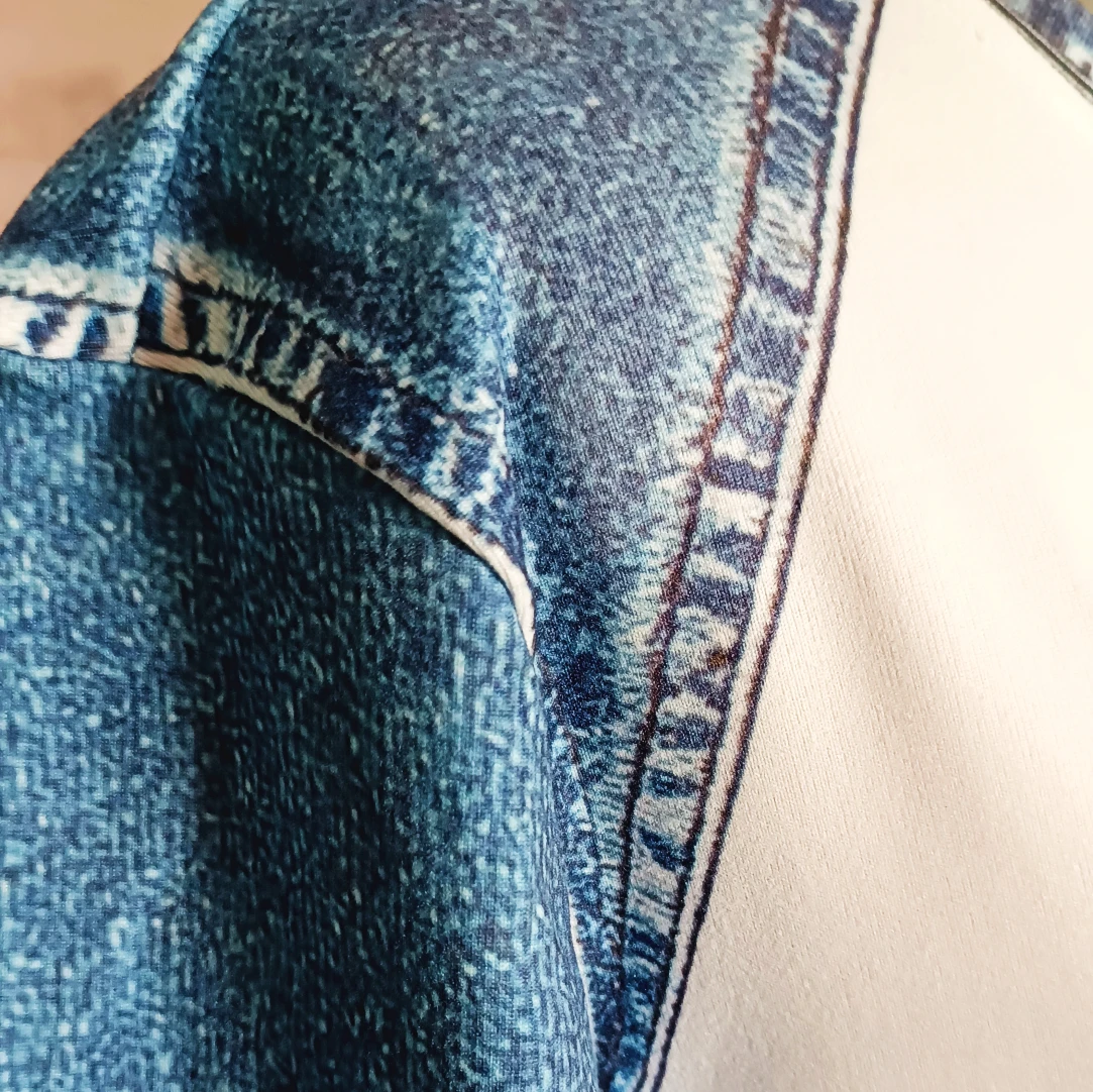 T-shirt L’Amaryllis Signature – Image 3
