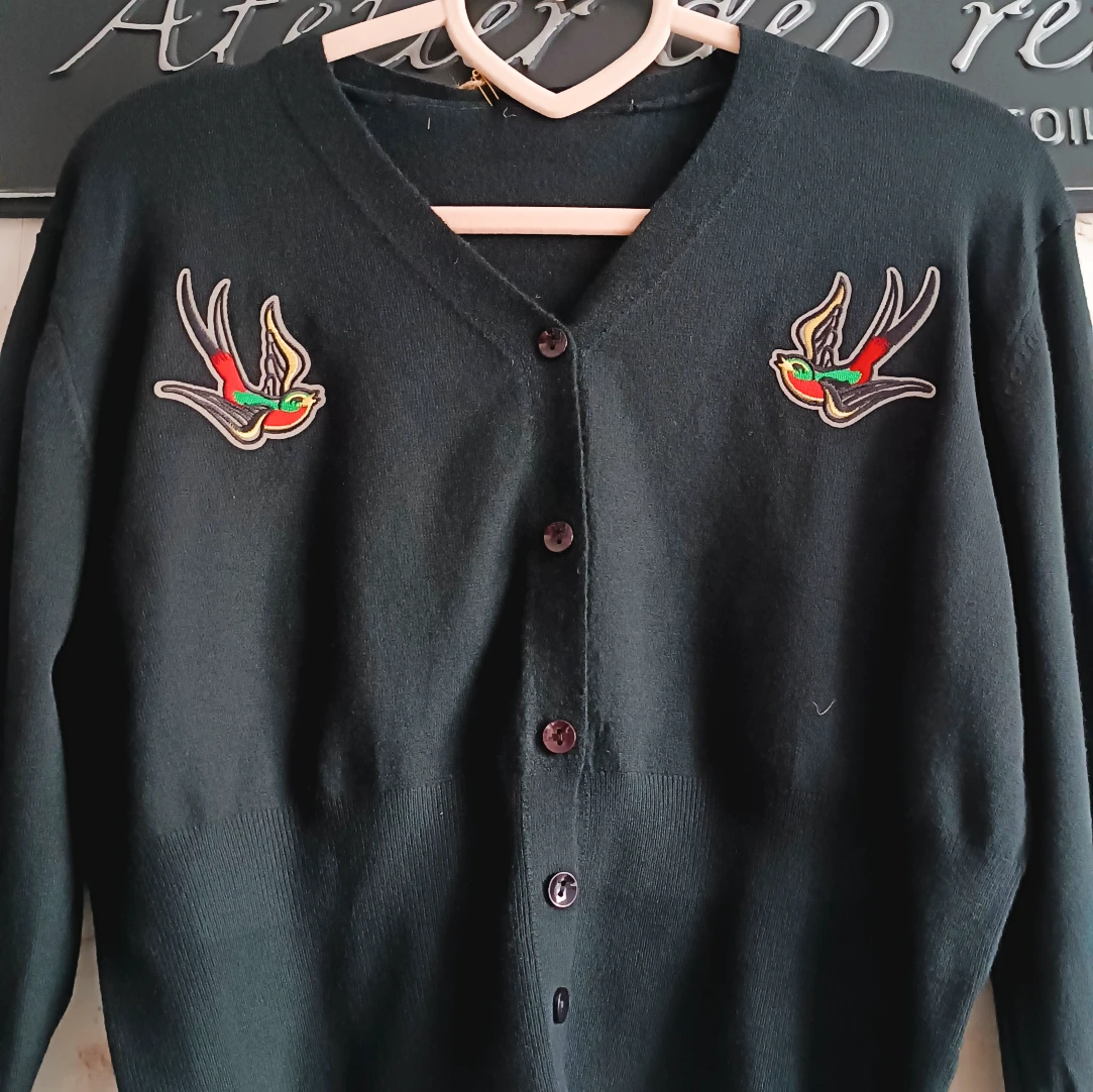 Cardigan vintage hirondelles noir – Image 3